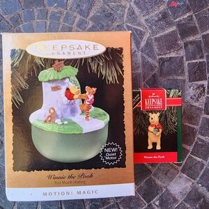 KEEPSAKE the Label Christmas Winnie the Pooh Motion Ornament - Box 5
